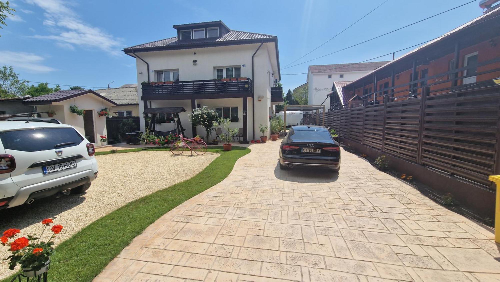 Отель Casa Sebastian Костинешти Экстерьер фото
