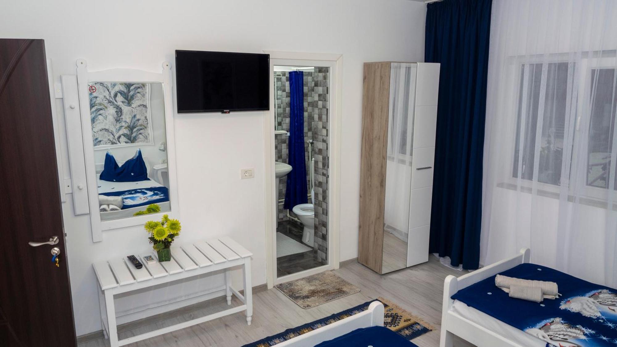 Отель Casa Sebastian Костинешти Номер фото
