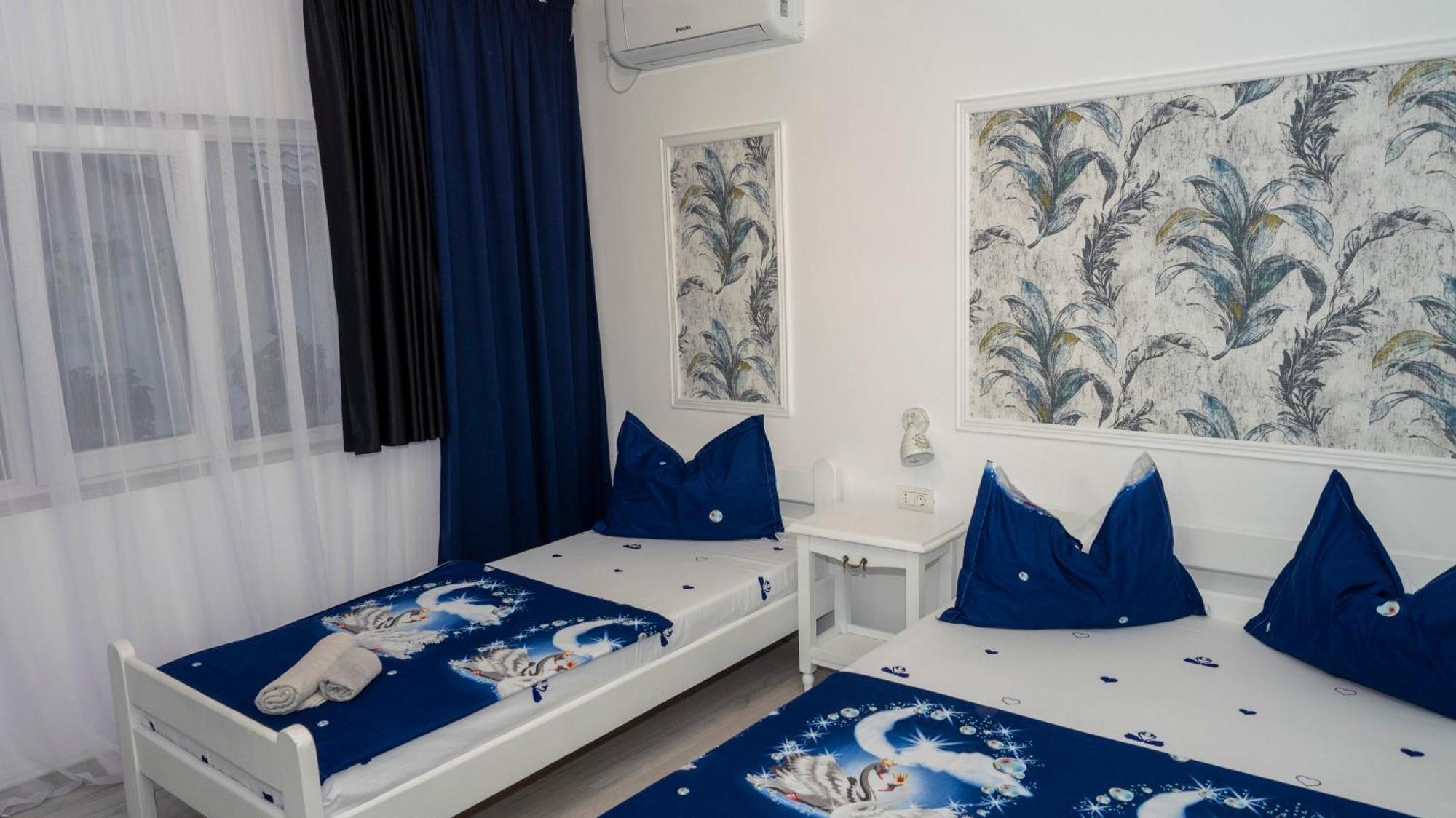 Отель Casa Sebastian Костинешти Номер фото